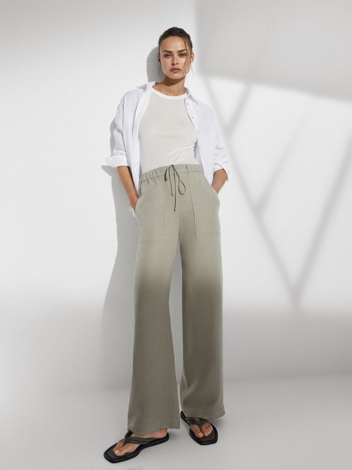 Massimo Dutti, 1595 Kč, www.massimodutti.com Massimo Dutti, 1595 Kč, www.massimodutti.com