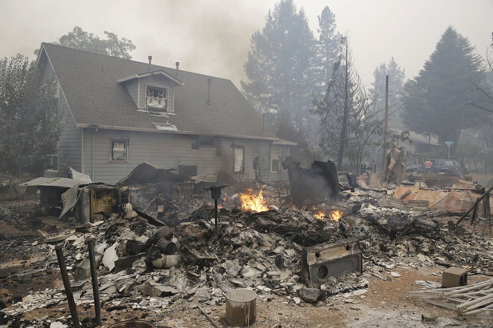 Ohnivé peklo v Kalifornii.