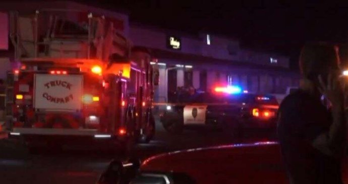 Mrtví a zranění po střelbě na dětské oslavě v Kalifornii v USA