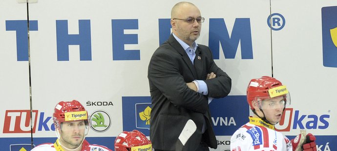 Trenér Třince Jiří Kalous po prohře s Vítkovicemi 0:7 rezignoval
