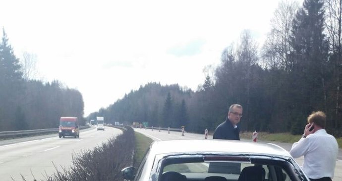 Exministr Kalousek havaroval na D1