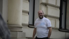 Kalouskův muž Miloslav Müller (52) má státní byt za pár kaček.