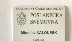 Miroslav Kalousek může do Poslanecké sněmovny na zvláštní kartičku. Je nově poradce poslaneckého klubu TOP 09