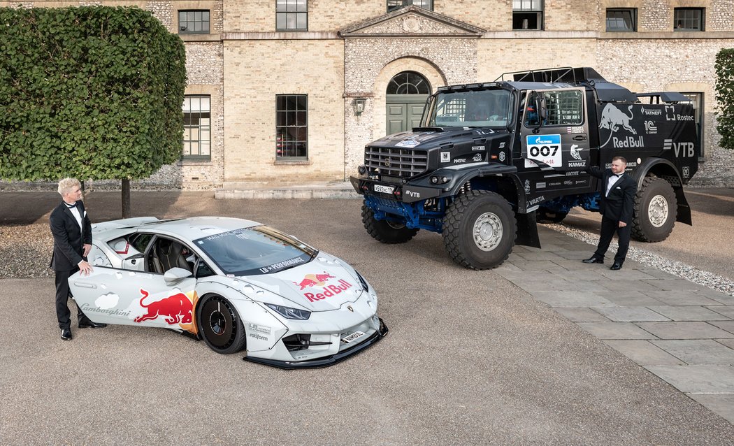 Závod Kamazu s Lamborghini? Red Bull spáchal další parádní šílenost