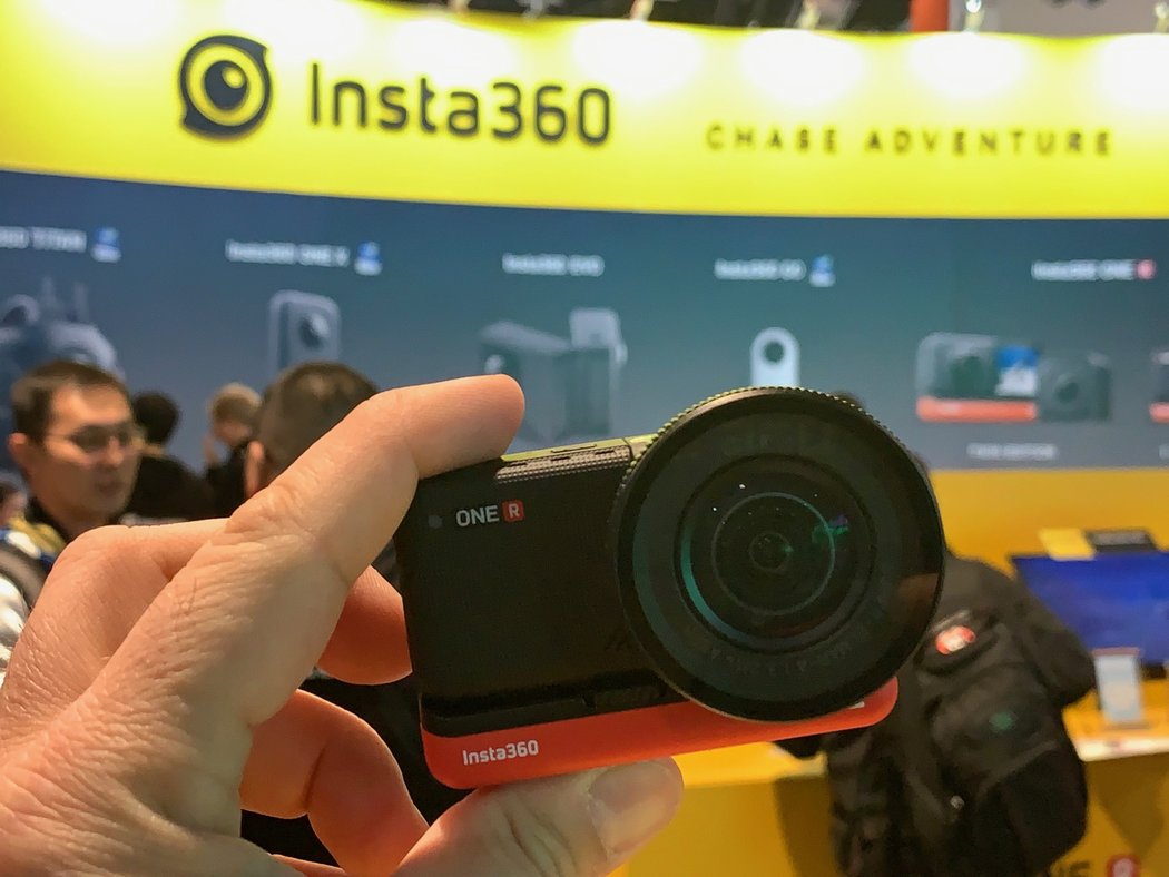 Insta 350 One R - kamerka, která natočí doslova všechno