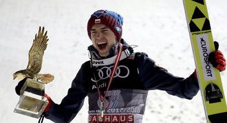 Senzační Stoch! Polský skokan ovládl všechny závody Turné čtyř můstků