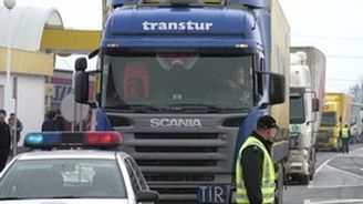 Silniční daň 2026 za rok 2025: Kdo ji platí, jak se počítá a kde najít online formulář Silniční daň 2026 za rok 2025: Kdo ji platí, jak se počítá a kde najít online formulář