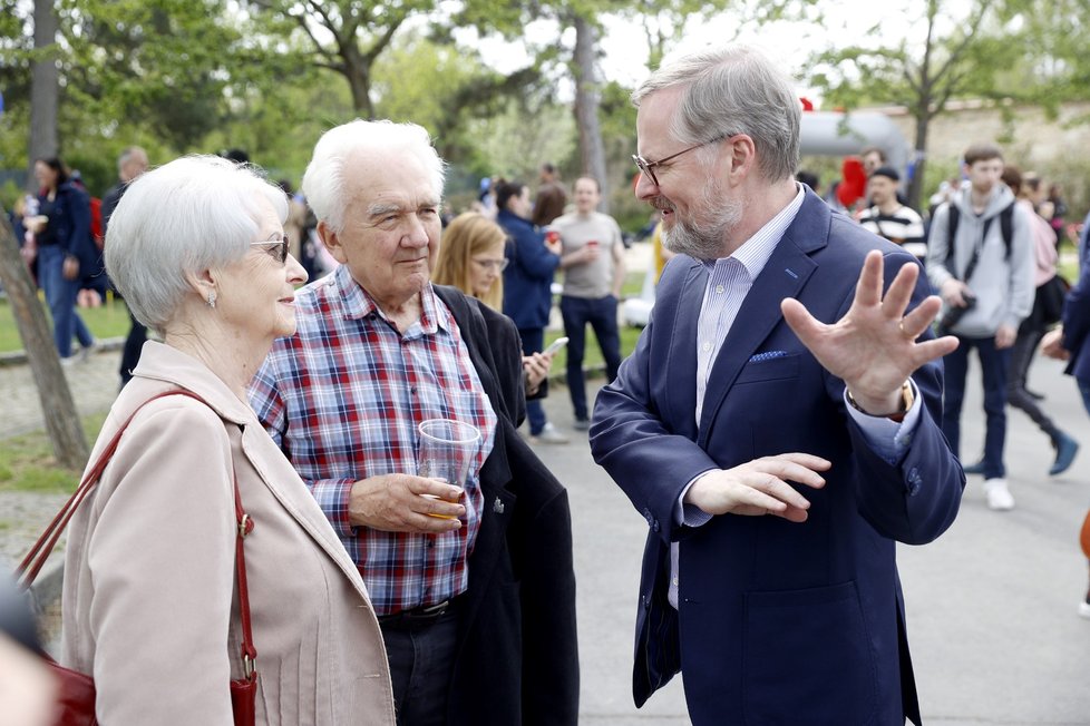 Komunální volby se blíží. Strany a hnutí už rozjíždějí své kampaně