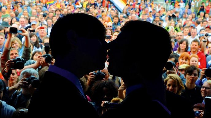 Kampaň před slovenským referendem o právech homosexuálů a sexuální výchově ve školách