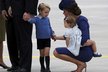 Princ William s manželkou a dětmi po příletu na návštěvu Kanady.
