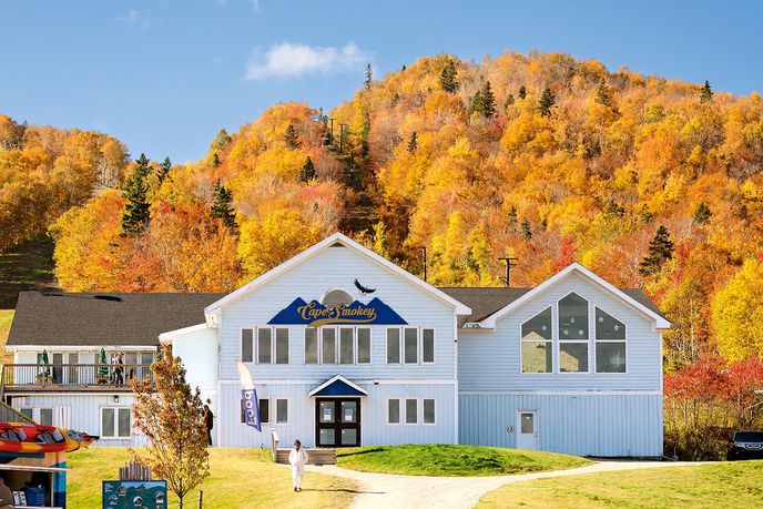 Na ostrově Cape Breton na východě Kanady vytváří čeští investoři unikátní rezort, který začíná na břehu oceánu Na ostrově Cape Breton na východě Kanady vytváří čeští investoři unikátní rezort, který začíná na břehu oceánu