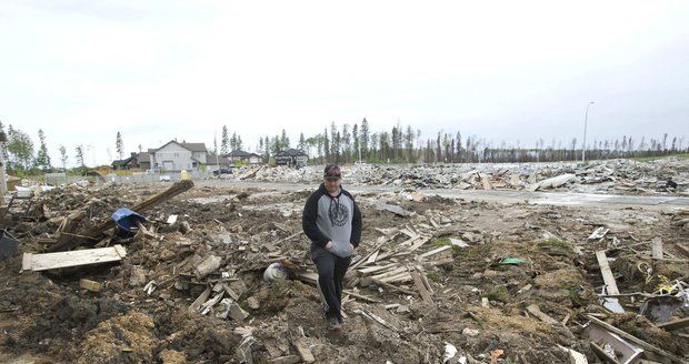 V Kanadě už shořely lesy o rozloze poloviny Středočeského kraje: Mohou za to lidé