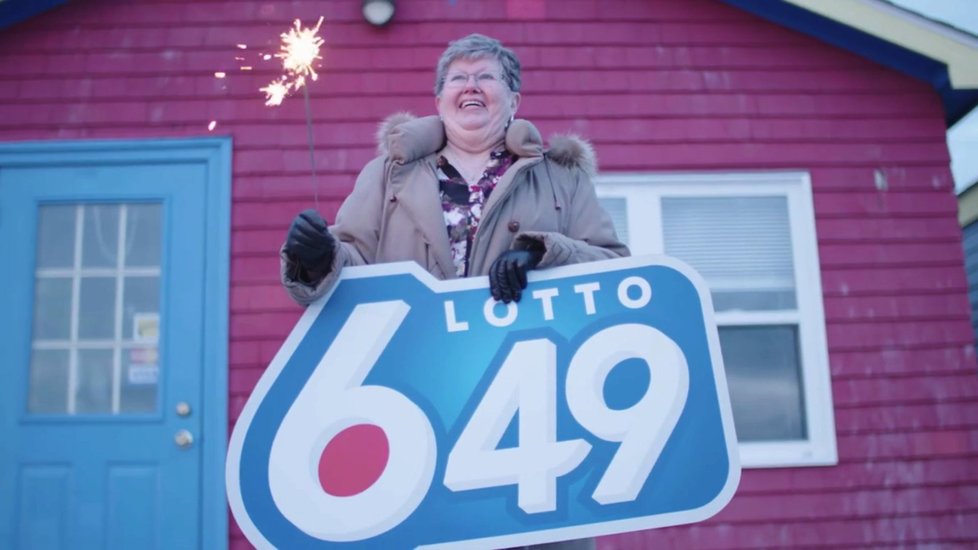 Kanaďanka vyhrála miliony v loterii s čísly, která se jí před 30 lety vyjevila ve snu.
