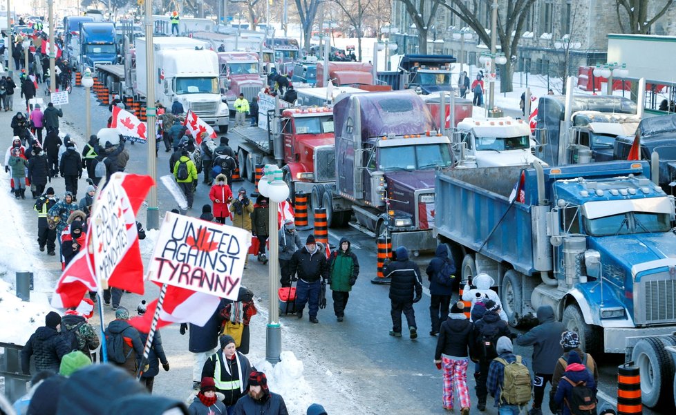 Protesty zvané Konvoj svobody v Ottawě.