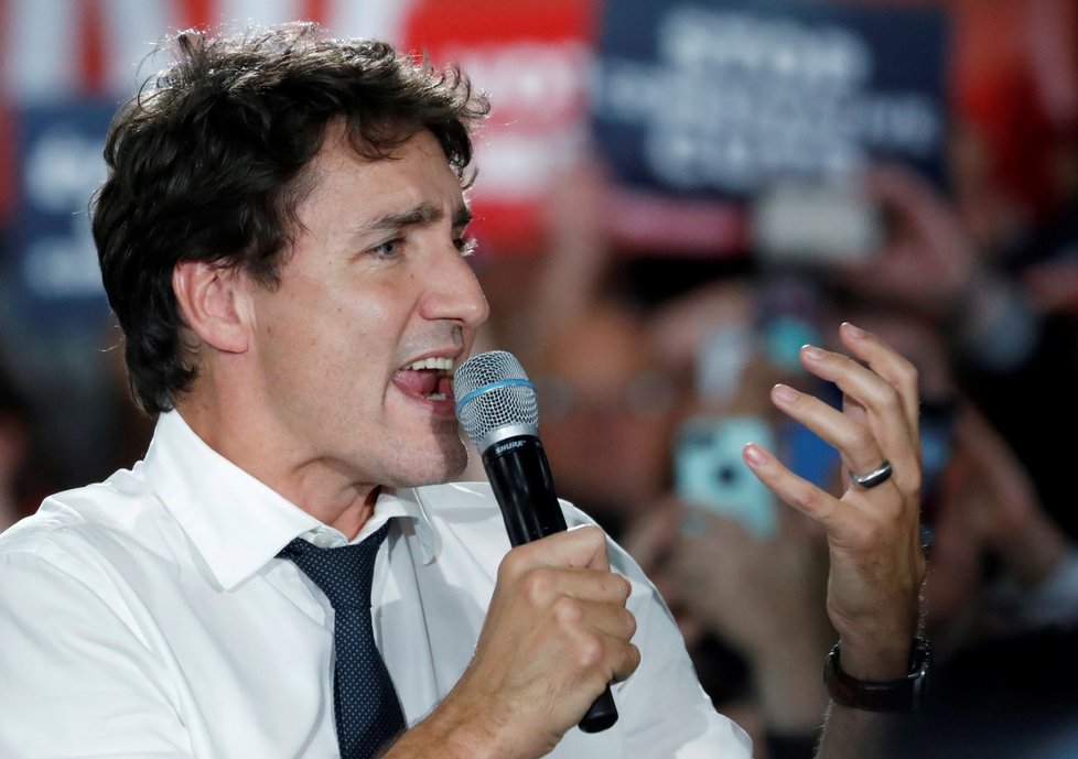 V Kanadě začaly parlamentní volby, Trudeau možná neobhájí mandát. (21. 10. 2019)