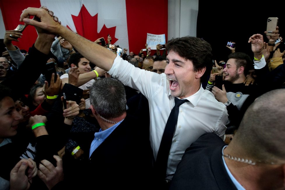 V Kanadě začaly parlamentní volby, Trudeau možná neobhájí mandát. (21. 10. 2019)