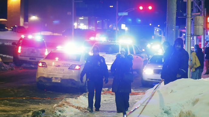 Záběry z okolí mešity v Quebecu, kde došlo ke střelbě