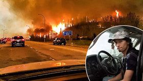 Děsivé požáry sužují Kanadu. Lidé z pekla ujíždí v kouři a jiskrách.