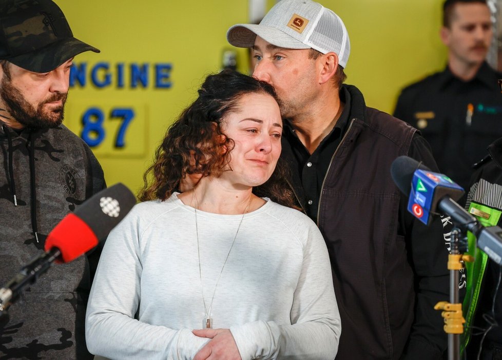Kanadská záchranářka Jayme Ericksonová zasahující při nehodě netušila, že se snaží zachránit svou dceru Montanu.