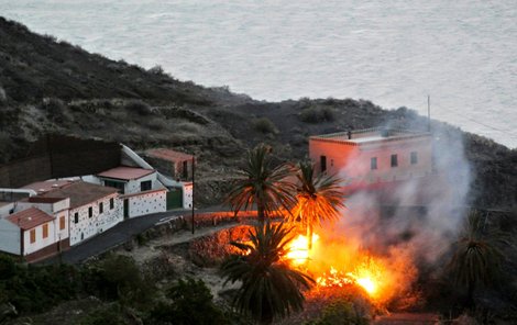 Kanárské ostrovy sužují požáry.