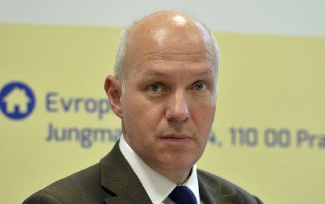 Pavel Fischer (52)