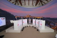 Další vlna covidu, plné nemocnice i nedostatek lékařů: Debata Blesku zaostřila na zdravotnictví