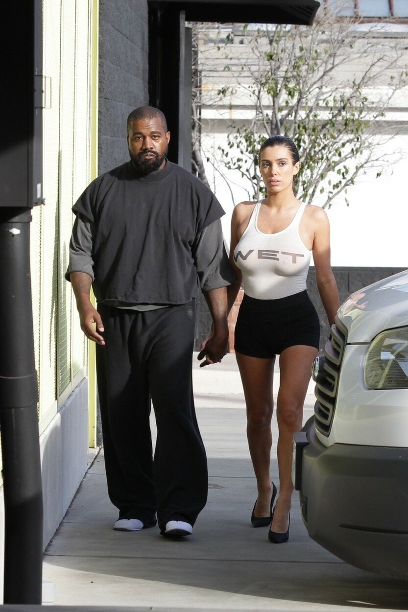 Kanye West a Bianca Censori v LA