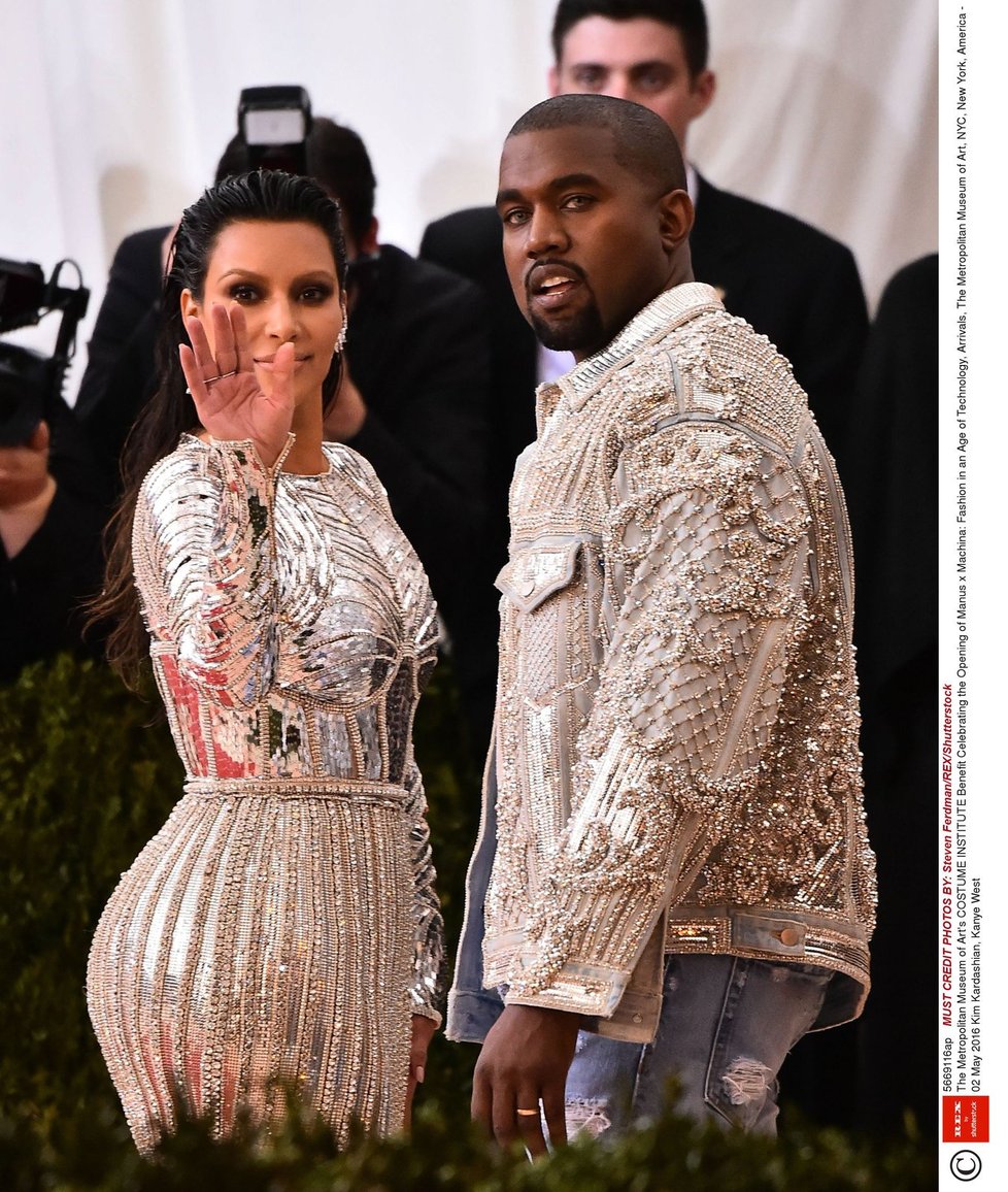 Kim Kardashian a Kanye West.