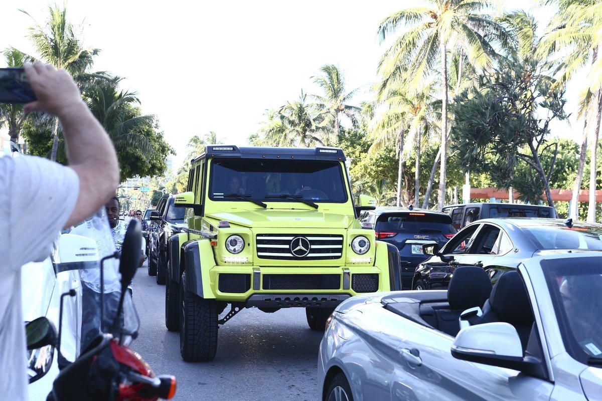 Mercedes G550