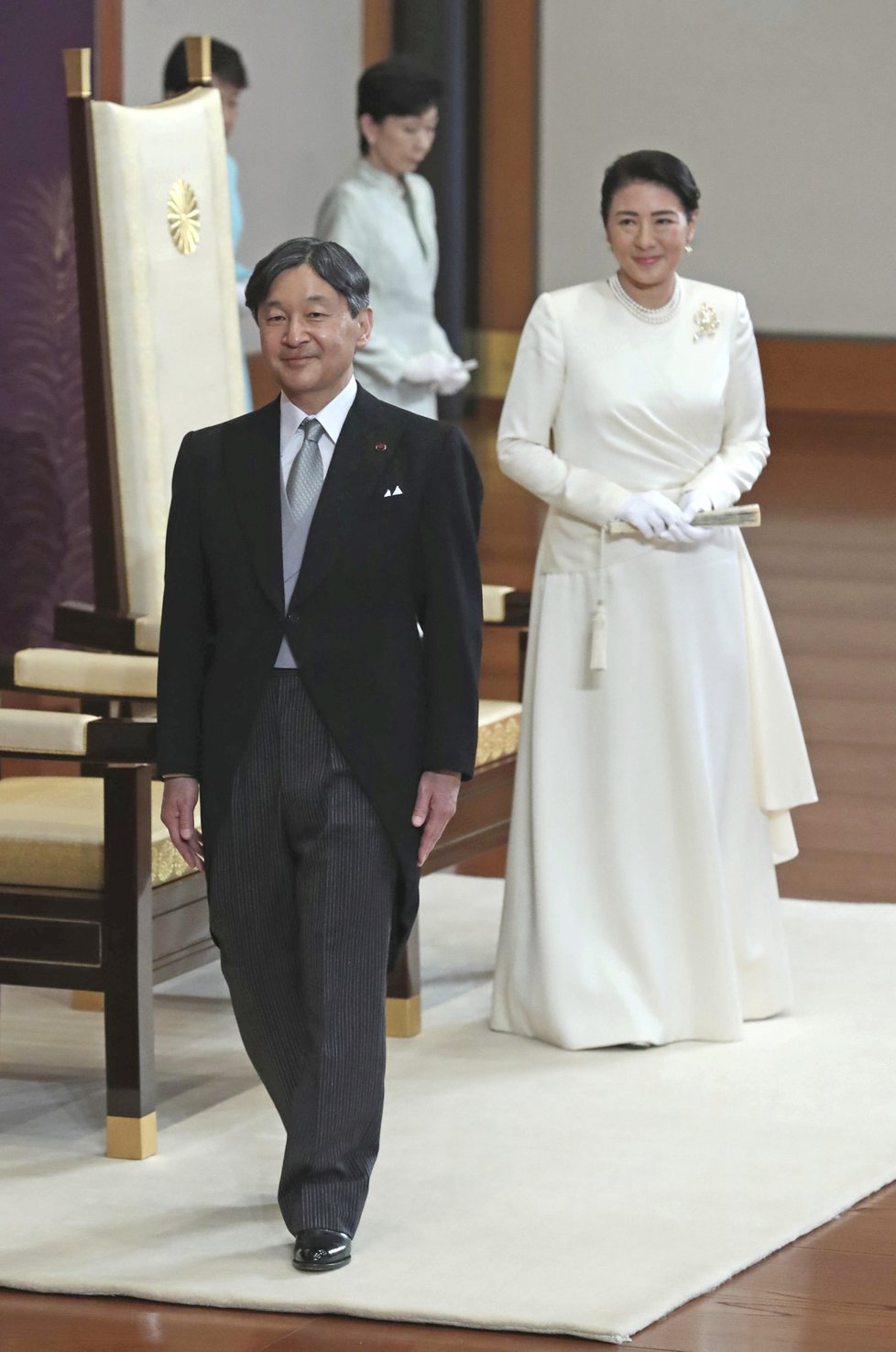 S korunovací nového japonského císaře Naruhito se do veřejného života vrátila i jeho žena, císařovna-manželka Masako.