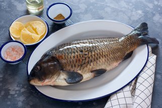 Jak se zbavit zápachu z rybiny – z rukou i z nádobí?