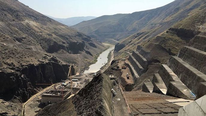 Česká energetická skupina Energo-Pro v únoru zahájila napouštění přehrady Karakurt v Turecku.