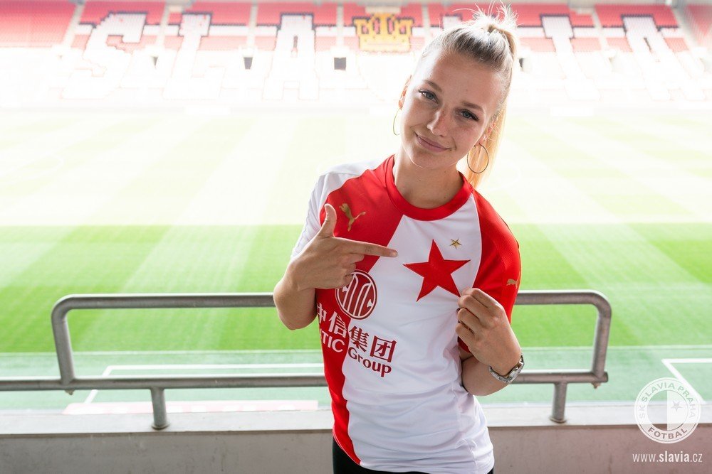 Plzeňské kráska Gabriela Šlajsová přestoupila do pražské Slavie