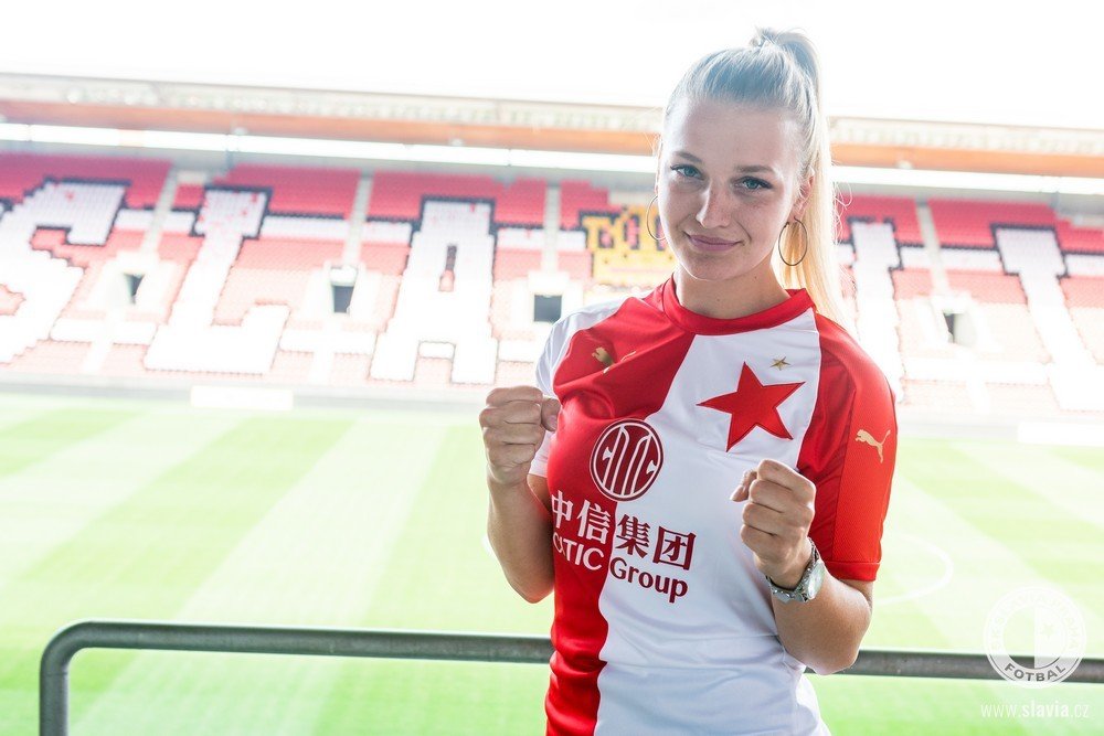 Plzeňské kráska Gabriela Šlajsová přestoupila do pražské Slavie