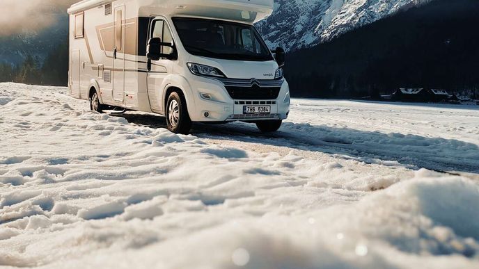 Stále více Čechů tráví zimní dovolenou v karavanu. Možností, jak strávit dovolenou v zimě přibývá.