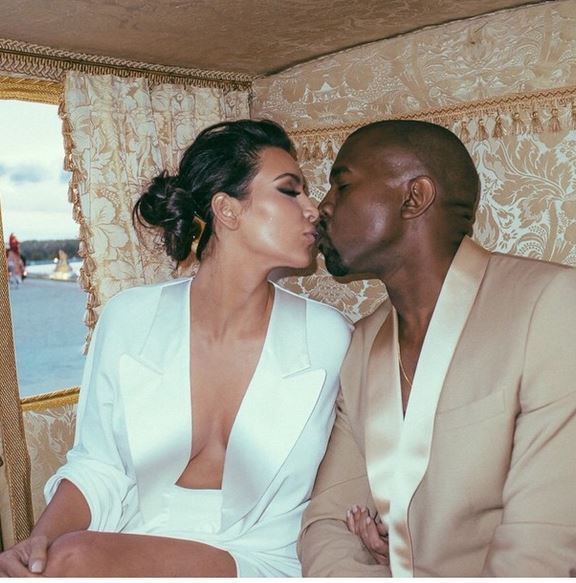 Kim Kardashian a Kanye West.