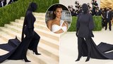 Paní temnot Kim Kardashianová: Místo make-upu stačila černá kukla přes obličej!