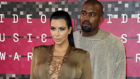 Kim Kardashian a Kanye West prozradili jméno novorozeného syna.