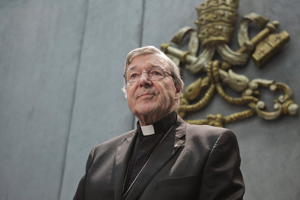 Kardinál George Pell si na verdikt soudu počká několik týdnů.