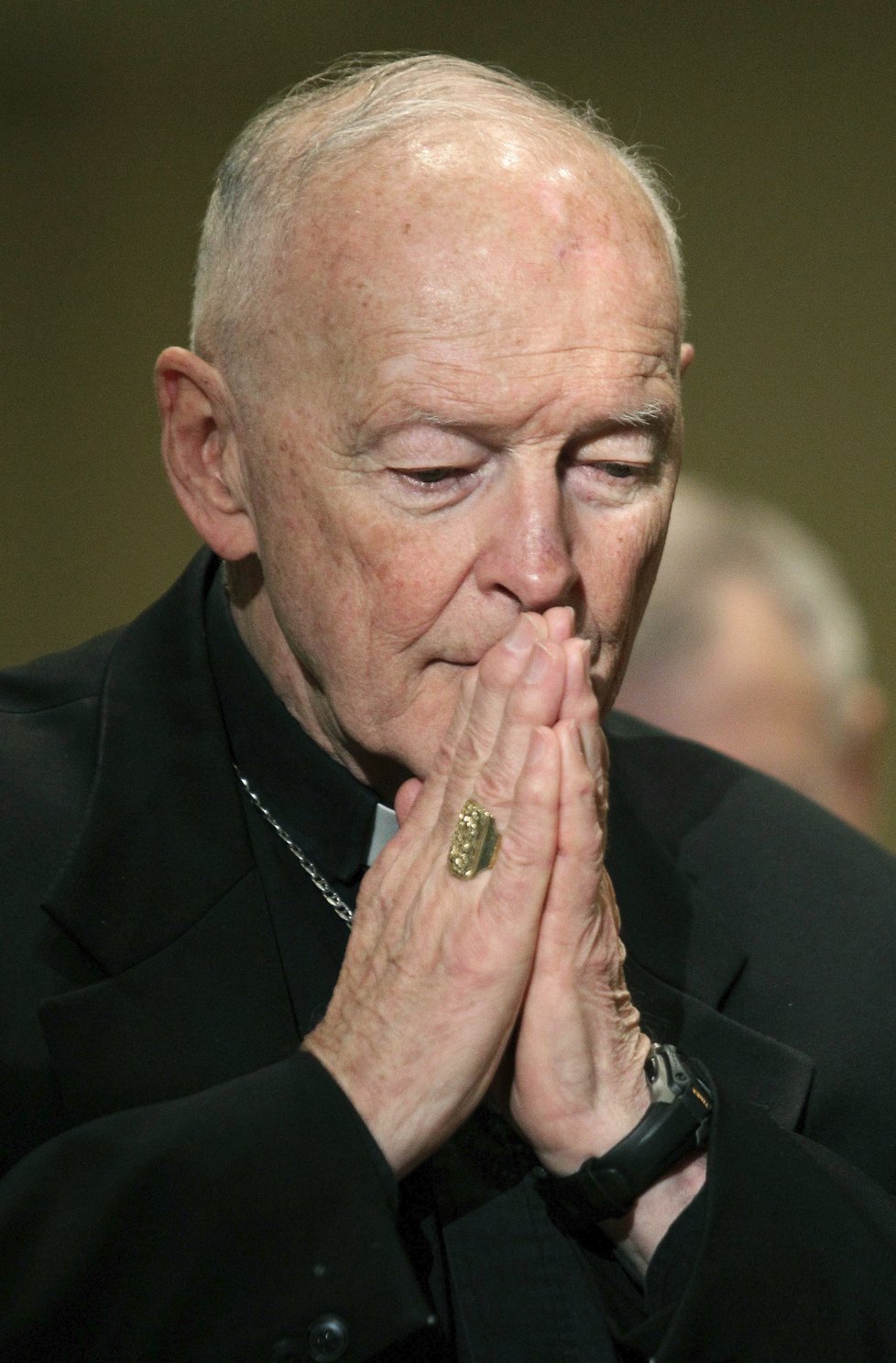 Americký kardinál Theodor McCarrick obviněný ze sexuálního zneužívání rezignoval