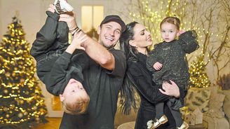 Jak čeští závodníci slaví Vánoce? Ježíšek v karavanu není výjimkou Jak čeští závodníci slaví Vánoce? Ježíšek v karavanu není výjimkou