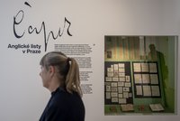 Vzácný výtisk k vidění jen na pár dnů: Čapkovy Anglické listy podepsali hrdinové protinacistického odboje