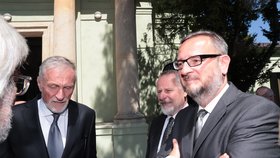 Pohřeb Karla Dyby: Mirek Topolánek, Petr Nečas a Martin Říman (30.7.2024)