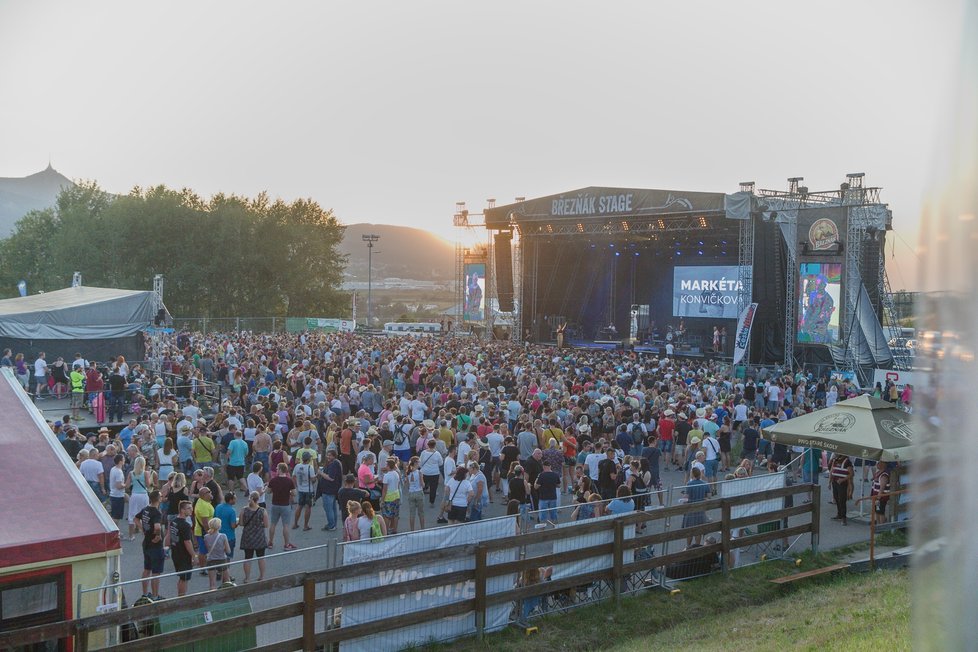 Na festivalu Benátská! vzdali hold Karlu Gottovi!