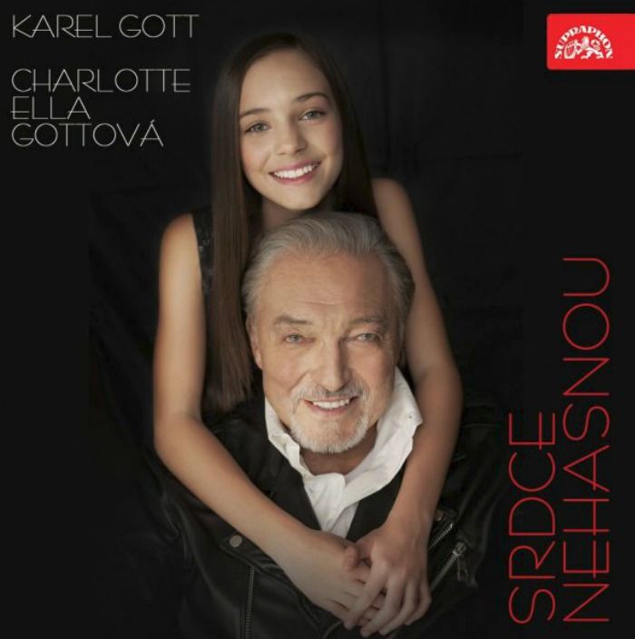 Karel Gott s dcerou Charlotte nazpívali duet Srdce nehasnou