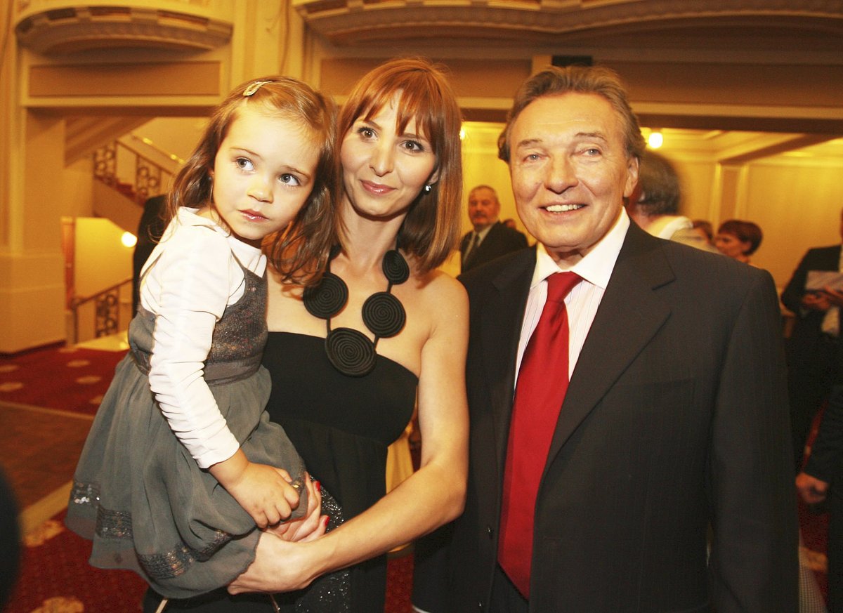 Ivana Gottová s dcerou na mejdanu k 70. narozeninách Karla Gotta