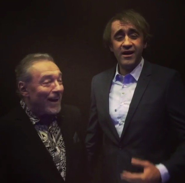 Karel Gott a Jakub Kohák nazpívali vtipný duet.