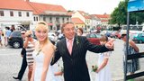 Karel Gott obdaroval dceru Lucii