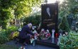 Lidé přišli vzdát hold Karlu Gottovi v den druhého výročí jeho smrti.