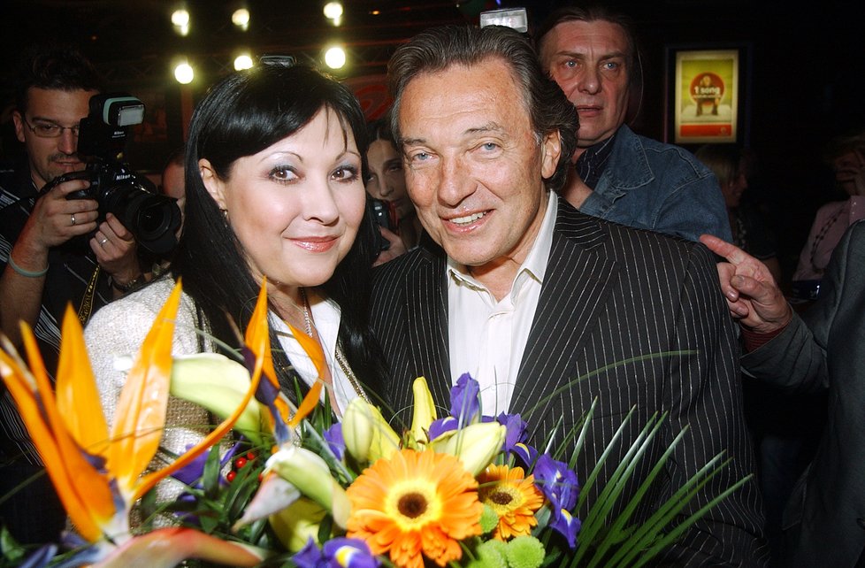 Karel Gott a Dáda Patrasová